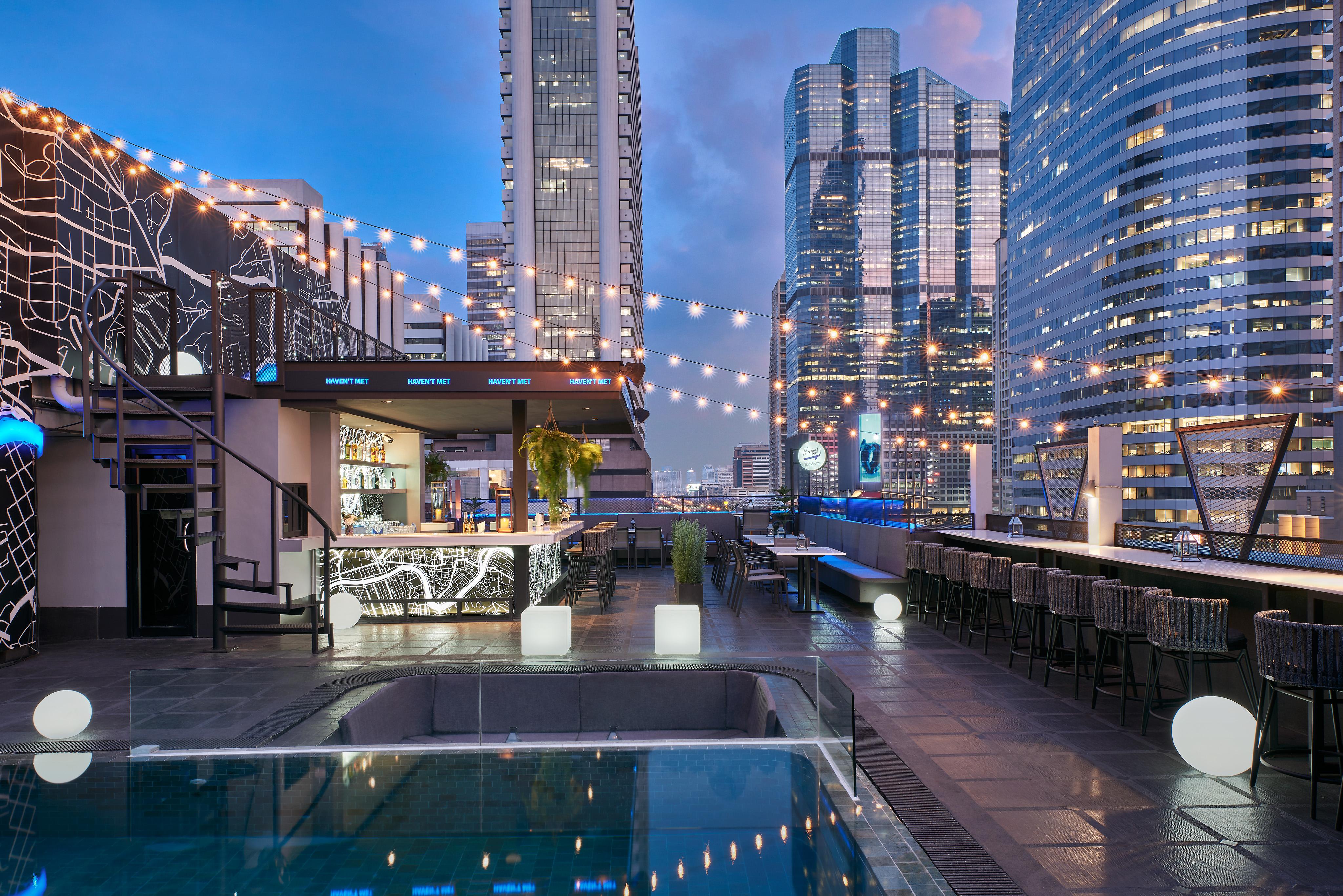 Sora Hotel Silom Bangkok Exterior foto