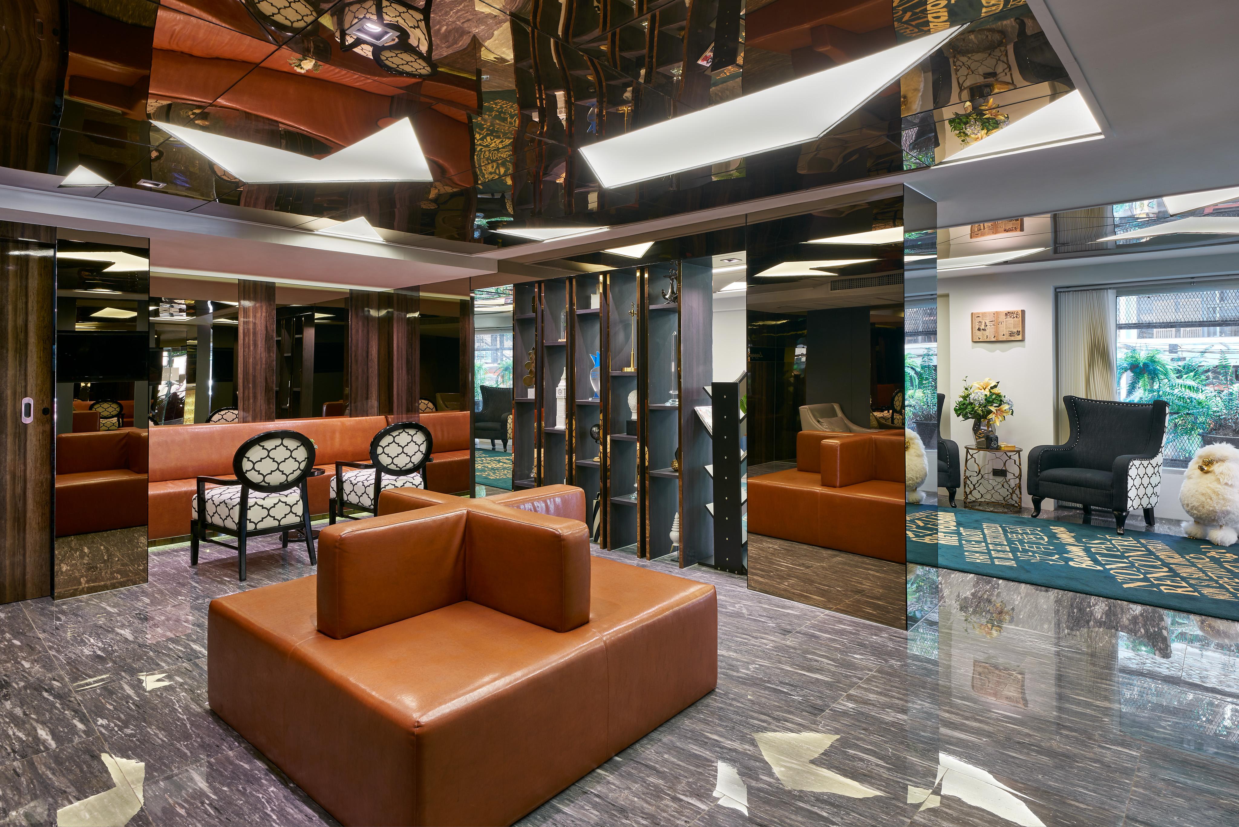 Sora Hotel Silom Bangkok Exterior foto